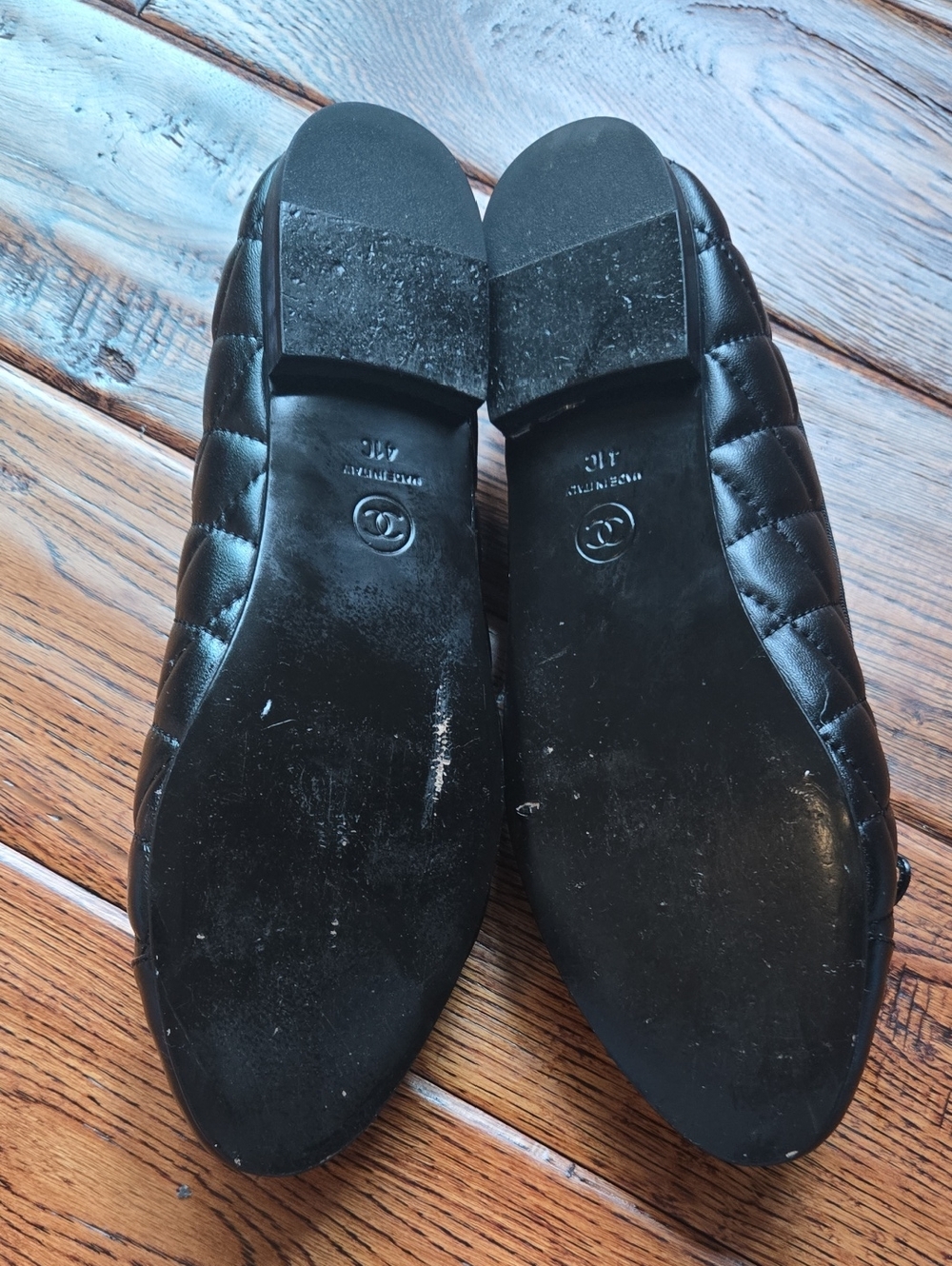 Chanel Black Quilted Leather Ballet Flats - Picture 5 of 9